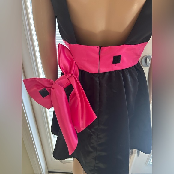 Sparks - Picture 5 of 5